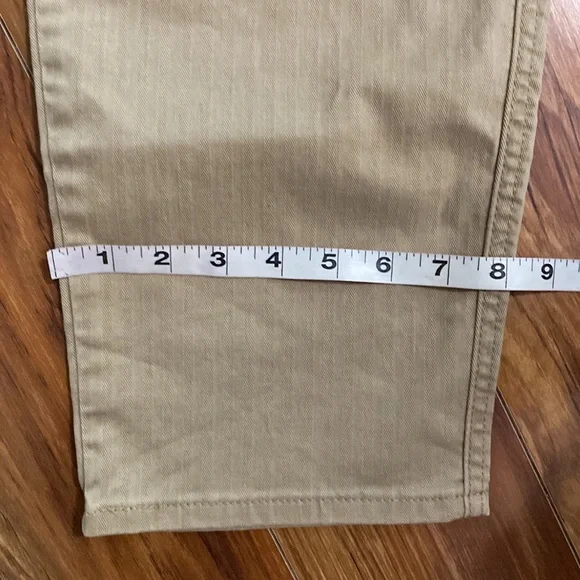 Levi’s Classic Chino khakis, NWT. Size 10. - Picture 8 of 10
